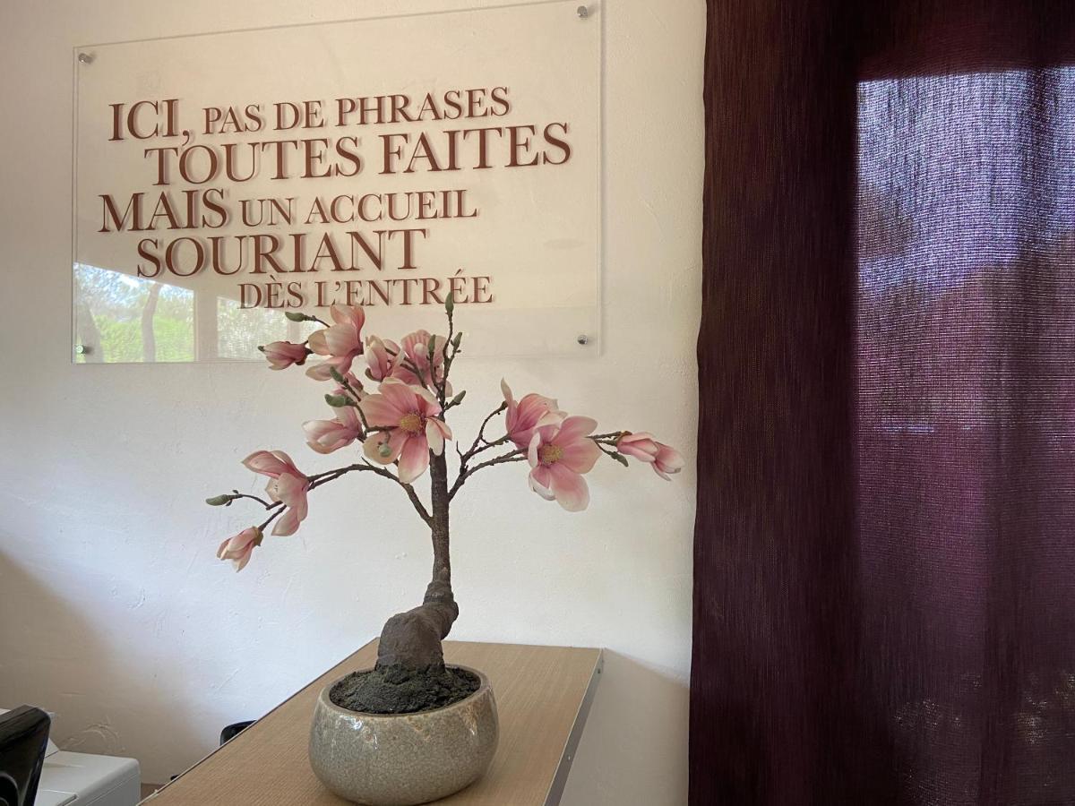 Kyriad Montpellier Nord Parc Euromedecine Saint-Clément Екстериор снимка
